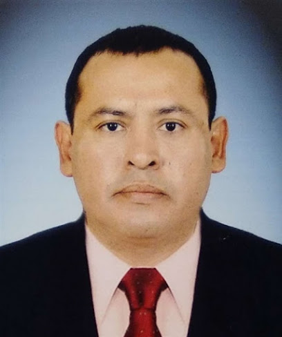 Dr. Rogelio Flores Valencia, Cirujano general