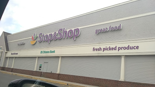 Grocery Store «Stop & Shop», reviews and photos, 540 Squire Rd, Revere, MA 02151, USA