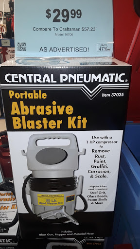 Hardware Store «Harbor Freight Tools», reviews and photos, 374 Mall Cir Dr, Monroeville, PA 15146, USA