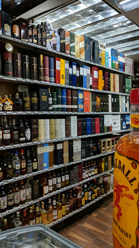 Liquor Store «Benstein Liquor», reviews and photos, 1050 Benstein Rd, Walled Lake, MI 48390, USA