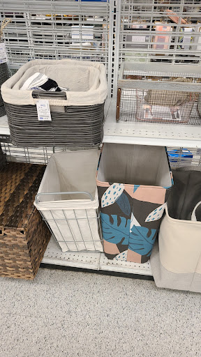 Clothing Store «Ross Dress for Less», reviews and photos, 1427 W Pipeline Rd, Hurst, TX 76053, USA