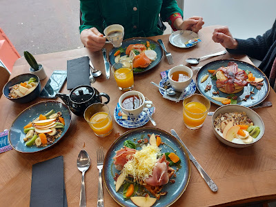 DUR A CUIRE LORIENT bar/brunch/lunch à Lorient