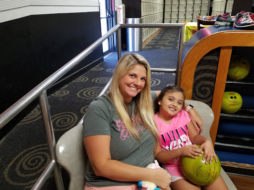 Bowling Alley «AMF Gulf Gate Lanes», reviews and photos, 7221 S Tamiami Trail, Sarasota, FL 34231, USA