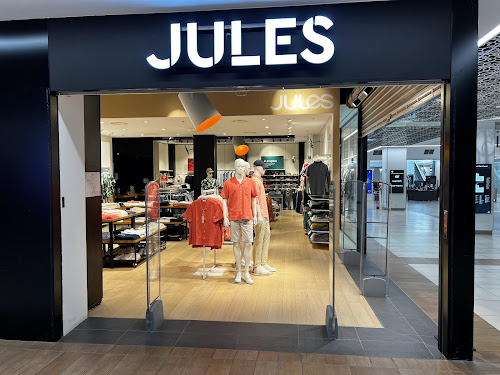 Magasin de vêtements pour hommes Jules Rouen centre commercial Saint Sever Rouen
