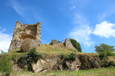 Chateau à La Baume-Cornillane
