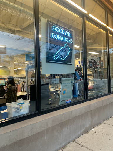 Non-Profit Organization «Goodwill Store & Donation Center», reviews and photos, 1201 W Washington Blvd, Chicago, IL 60607, USA