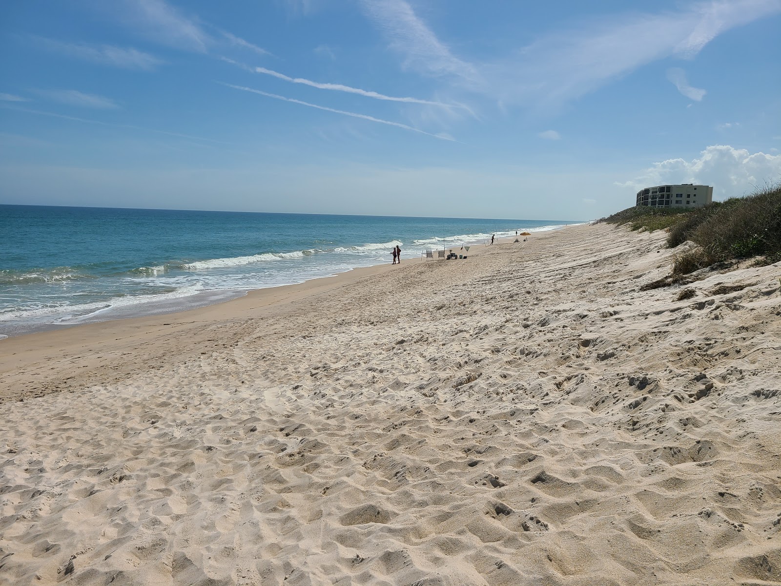 Valokuva Floridana beachista. sisältäen pitkä suora