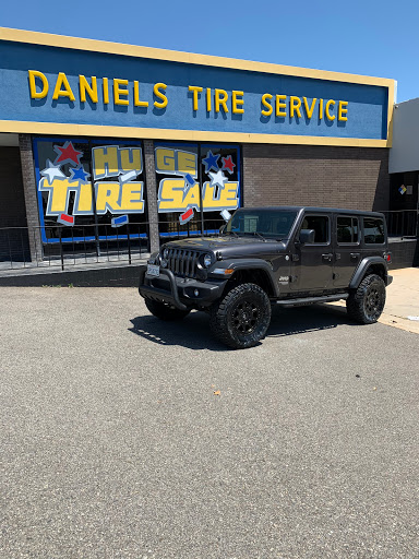 Daniels Tire Service image