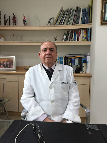 Comentarios y opiniones de CONSULTA MEDICA NEUROCIRUGIA DR EMILIO VEGA. TAMBIÉN TELECONSULTAS