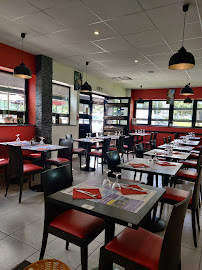 Atmosphère du Restaurant Pizzeria Cesano à Hérouville-Saint-Clair - n°9