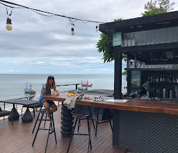 GUSTO ET COSY Beach Restaurant photo