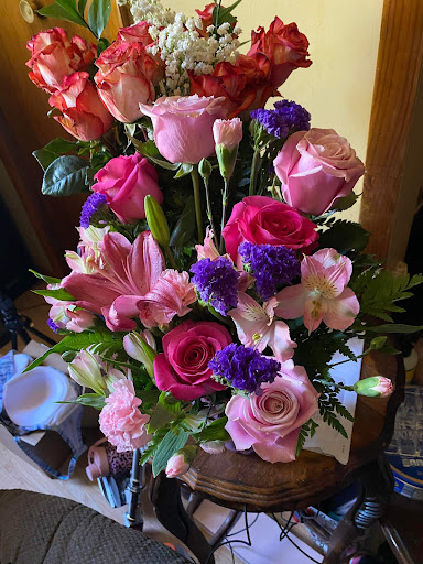 Florist «Ashland Addison Florist», reviews and photos, 3118 N Lincoln Ave, Chicago, IL 60613, USA