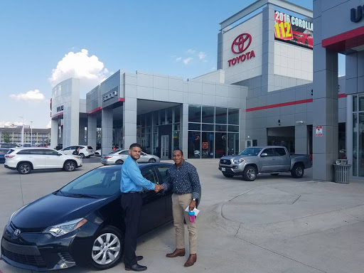 Toyota Dealer «Toyota of Dallas», reviews and photos, 2610 Forest Ln, Dallas, TX 75234, USA