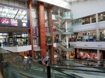 Dundrum (DunLaoghaire-Rathdown), Dundrum Shopping Centre