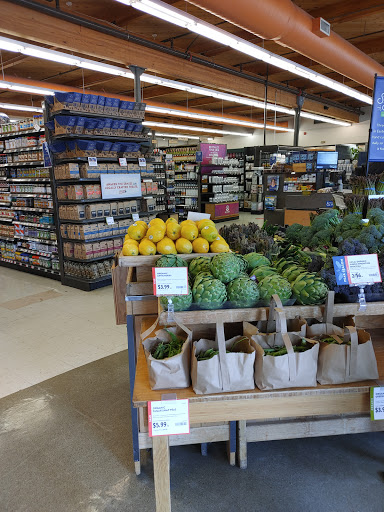 Natural Foods Store «PCC Natural Markets - Kirkland», reviews and photos, 10718 NE 68th St, Kirkland, WA 98033, USA