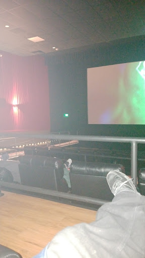 Movie Theater «Regal Cinemas Coldwater Crossing 14», reviews and photos, 211 W Washington Center Rd, Fort Wayne, IN 46825, USA