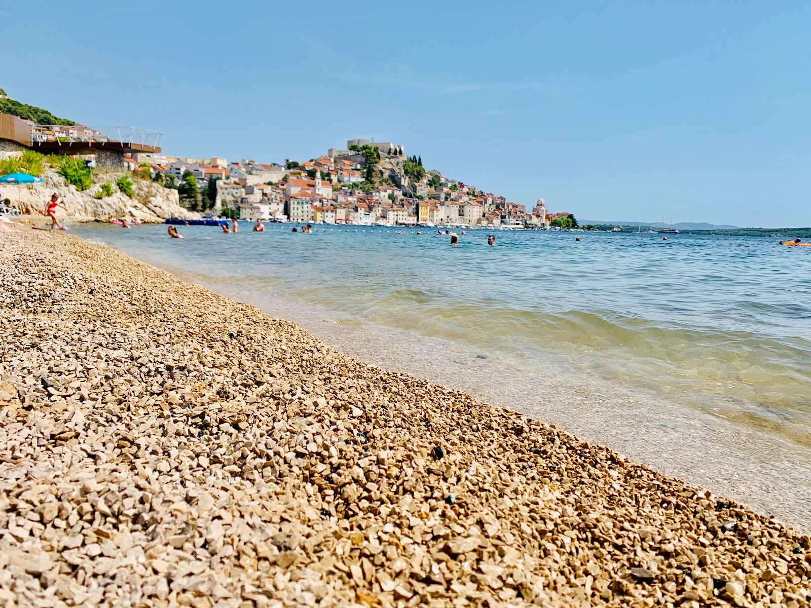 Photo de Banj beach avec l'eau cristalline de surface