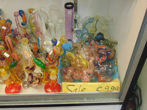 Tobacco Shop «40th Smoke Shop», reviews and photos, 267 E 40th St, San Bernardino, CA 92404, USA