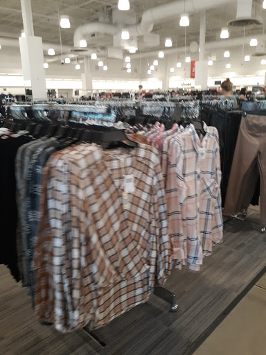 Department Store «Nordstrom Rack Easton Market», reviews and photos, 3736 Easton Market, Columbus, OH 43219, USA