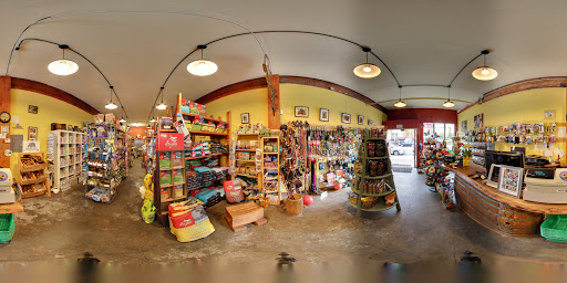 Pet Supply Store «Wally Pets», reviews and photos, 4411 Wallingford Ave N, Seattle, WA 98103, USA