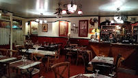 Atmosphère du Restaurant français Restaurant Les Années Folles à Châlons-en-Champagne - n°3