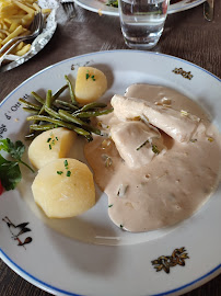 Sauce aux champignons du Restaurant de spécialités alsaciennes Au Rouge d'Ottrott - n°7