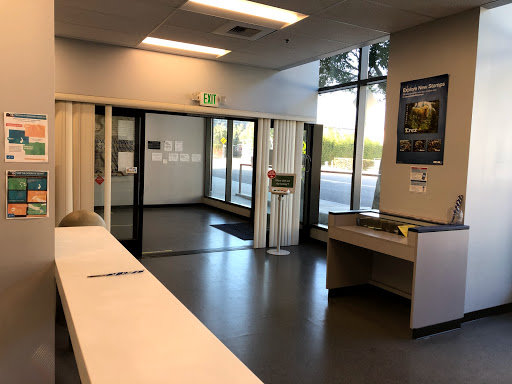 Post Office «United States Postal Service», reviews and photos, 325 N Maple Dr, Beverly Hills, CA 90210, USA
