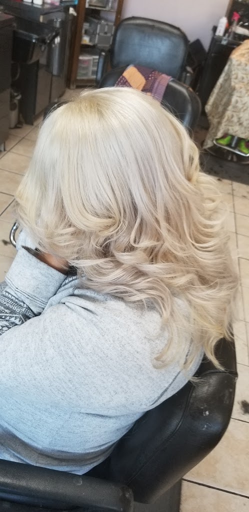 Rosie's Beauty Salon 95019