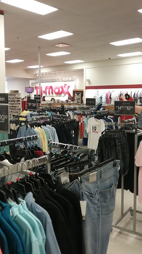 Department Store «T.J. Maxx», reviews and photos, 120 S Courtenay Pkwy, Merritt Island, FL 32952, USA
