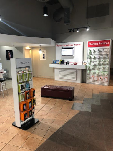 Telecommunications Service Provider «Verizon Wireless - Wireless Communications», reviews and photos, 2303 Ranch Rd 620 S, Lakeway, TX 78734, USA