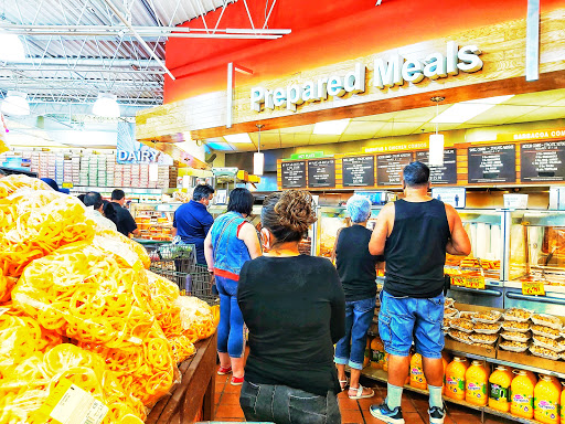 Mexican Grocery Store «Fiesta Market», reviews and photos, 939 E Irving Park Rd, Streamwood, IL 60107, USA