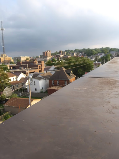 Wine Store «Hy-Vee Wine & Spirits», reviews and photos, 510 E 6th St, Muscatine, IA 52761, USA