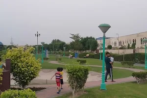 Bahria Orchard Family Park image