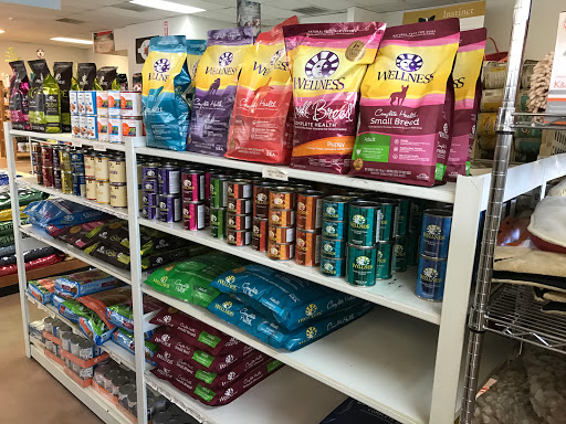 Pet Supply Store «Crunchies Natural Pet Foods», reviews and photos, 2421 Crofton Ln # 11, Crofton, MD 21114, USA