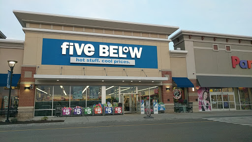 Variety Store «Five Below», reviews and photos, 30 Highland Common E, Hudson, MA 01749, USA