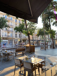 Atmosphère du Restaurant de fruits de mer Restaurant La Gauloise à Nice - n°3