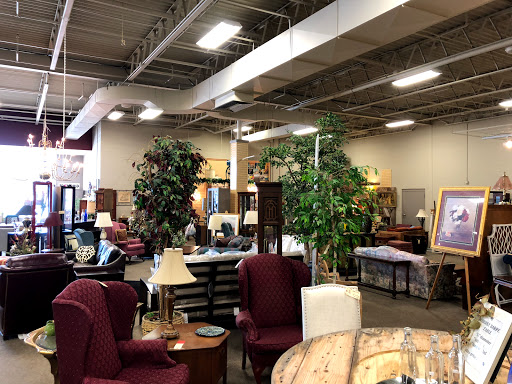 Thrift Store «Ditto Upscale Resale», reviews and photos, 571 E 8th St, Holland, MI 49423, USA