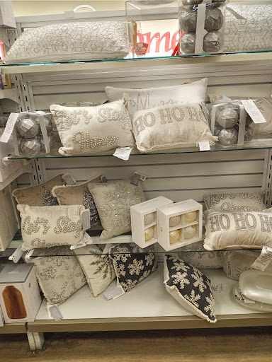 Department Store «T.J. Maxx & HomeGoods», reviews and photos, 6625 N Davis Hwy, Pensacola, FL 32504, USA