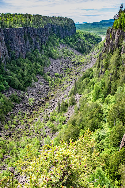 Ouimet Canyon Provincial Park