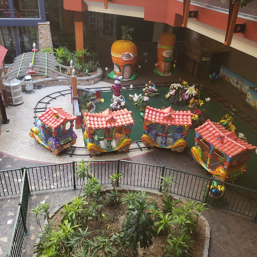 Shopping Mall «Valley West Mall», reviews and photos, 1551 Valley W Dr, West Des Moines, IA 50266, USA