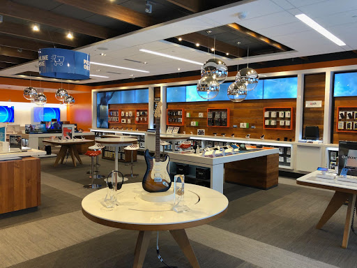 Cell Phone Store «AT&T», reviews and photos, 5691 Bay St, Emeryville, CA 94608, USA