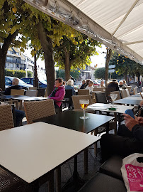 Atmosphère du Restaurant Le Café de Paris à Deauville - n°3