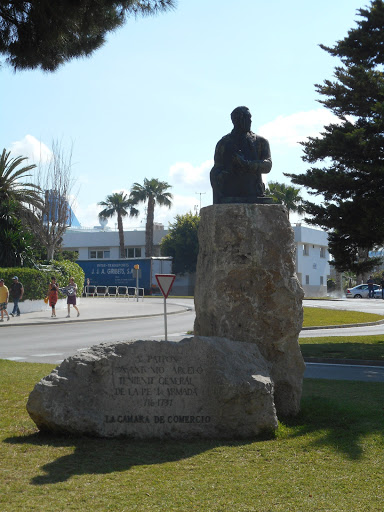 Statuia Antonio Barceló