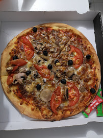 Plats et boissons du Pizzeria Pizza Hotimes Serris - n°12