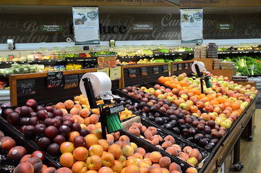 Grocery Store «Sunset Food Mart Inc», reviews and photos, 825 S Waukegan Rd, Lake Forest, IL 60045, USA