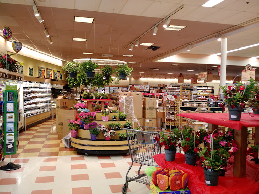 Grocery Store «Market Basket», reviews and photos, 139 Endicott St, Danvers, MA 01923, USA