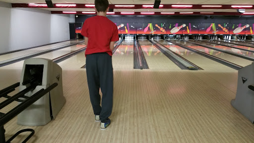 Bowling Alley «Columbus Bowling Center», reviews and photos, 3010 State St, Columbus, IN 47201, USA