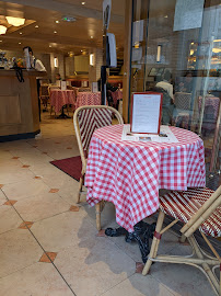 Atmosphère du Restaurant Bistro des Champs à Paris - n°11