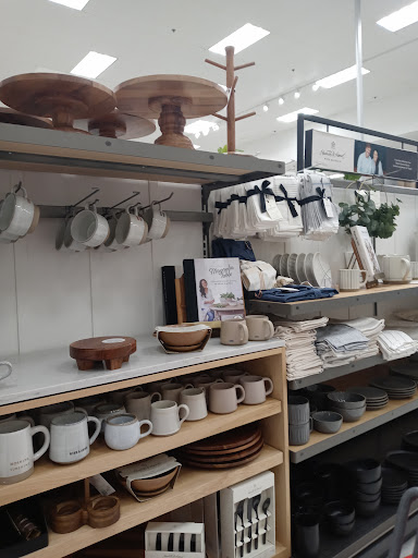 Department Store «Target», reviews and photos, 300 S Randall Rd, Elgin, IL 60123, USA