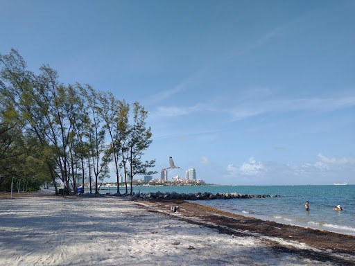 Park «Historic Virginia Key Beach Park», reviews and photos, 4020 Virginia Beach Dr, Miami, FL 33149, USA